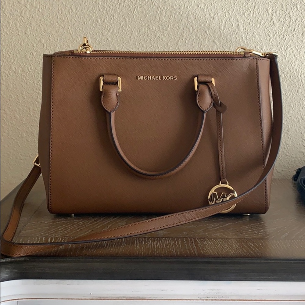Michael Kors crossbody bag